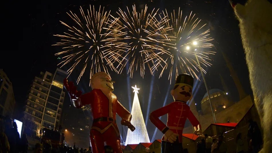 أسواق الميلاد في لبنان مزدحمة.. والميزانيات مثقلة